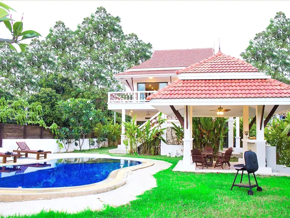 Diamond Pool Villa