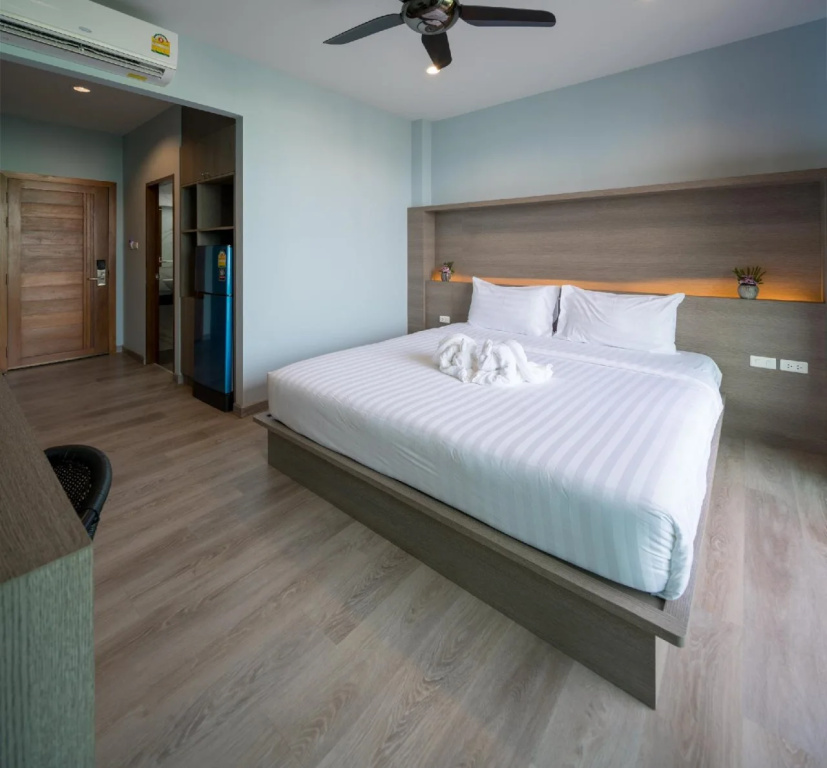 Peace Blue Naiharn Naturist Resort Phuket SHA Extra Plus