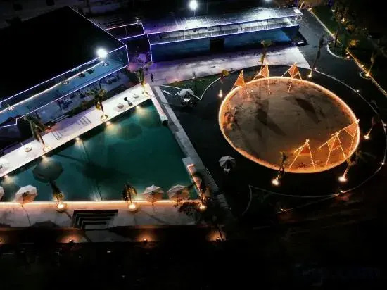 Lanhai Yijing Sea View Resort Hotel