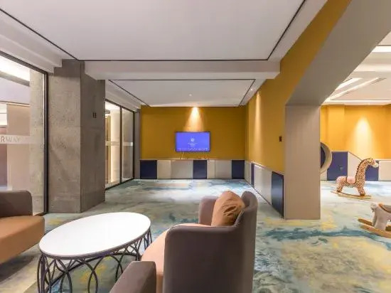 Starway Hotel (Yuyingfang, Deqing, Huzhou)