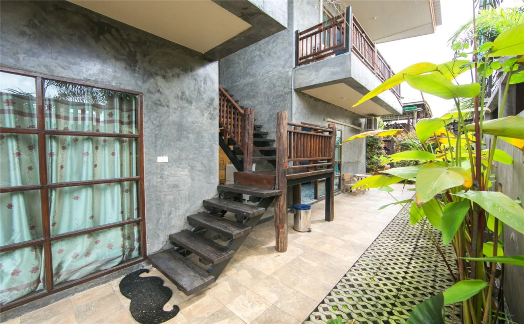 PJ House