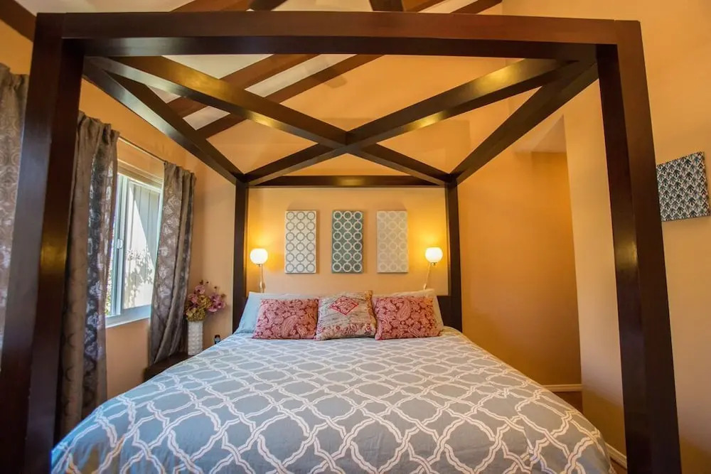 Bedknobs and Broomsticks - 3 Br Condo