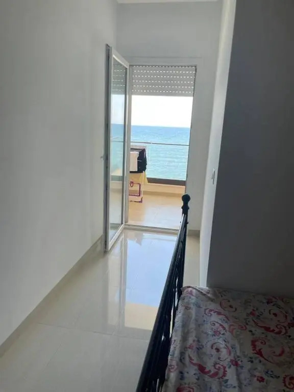 belle appartement vu sur mère a chat Mariem Sousse