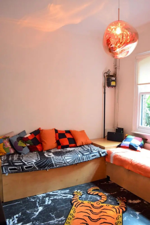 Spacious Apartment for 4 in Trendy Shoreditch