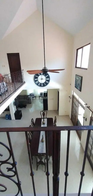 B&B Pavillion