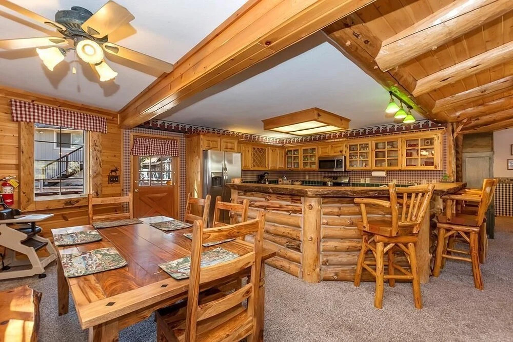 015 - Hidden Bridge Cabin