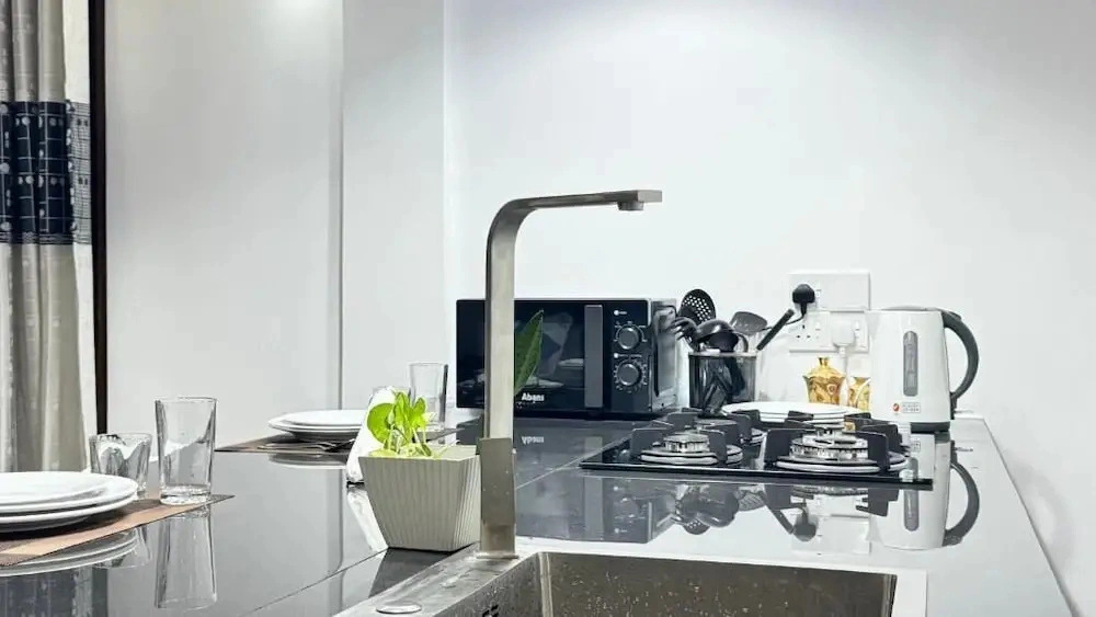 Jay Lux Apartments Negombo