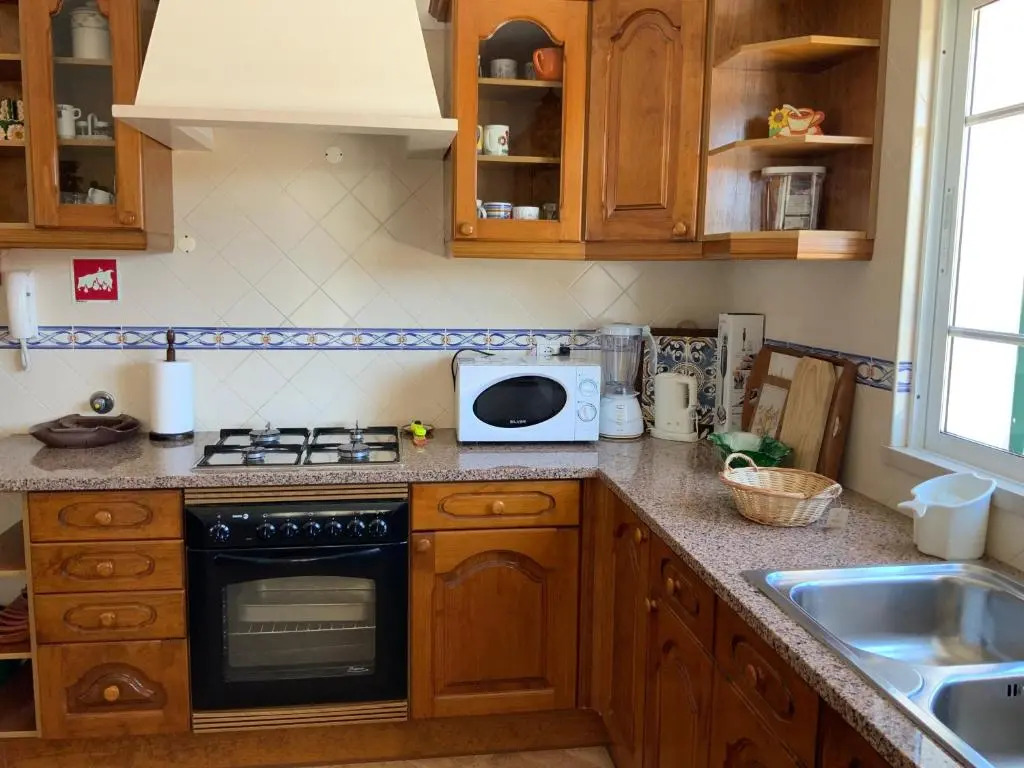 Guest House Alfarrobeiras