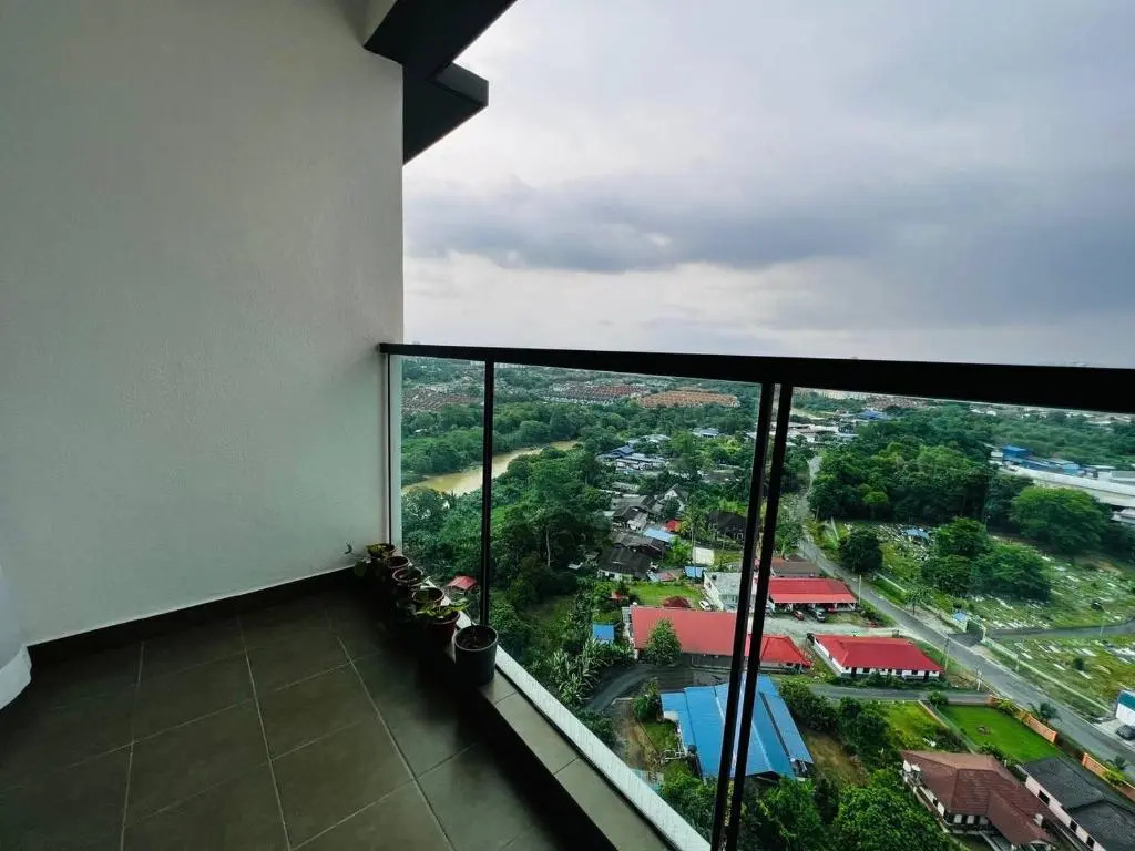 MUNTAZER Suite Vista Bangi with NETFLIX AND WIFI