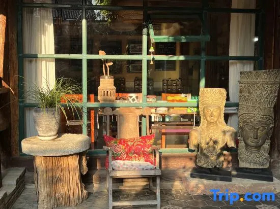 Yunguichu Chain Inn