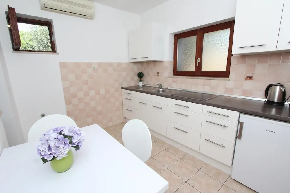 Apartments Mirela