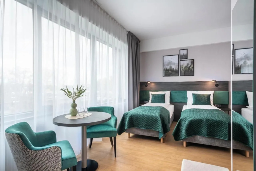 Green Hotel