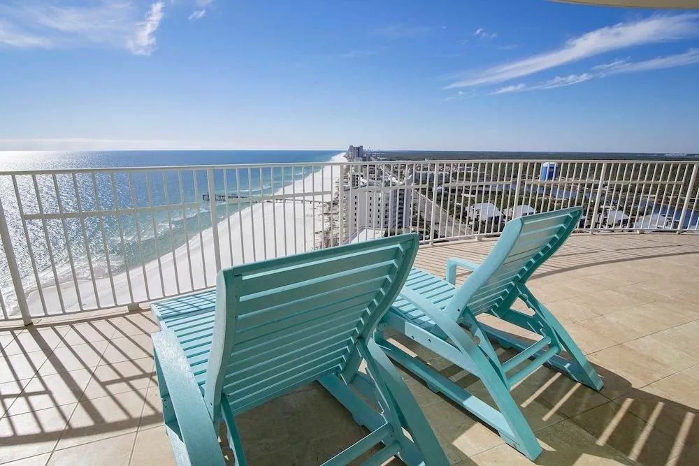 Turquoise Place 1909d 4 Bedrooms 4.5 Bathrooms Condo
