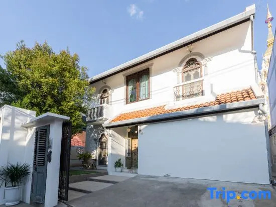 Santitham - luxury Pool Villa I Daily Maid