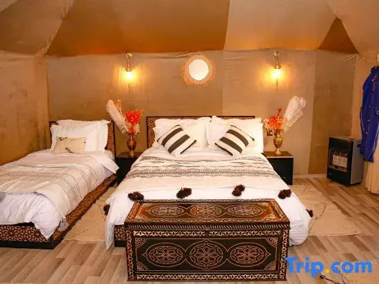 Young Luxury Camp Merzouga