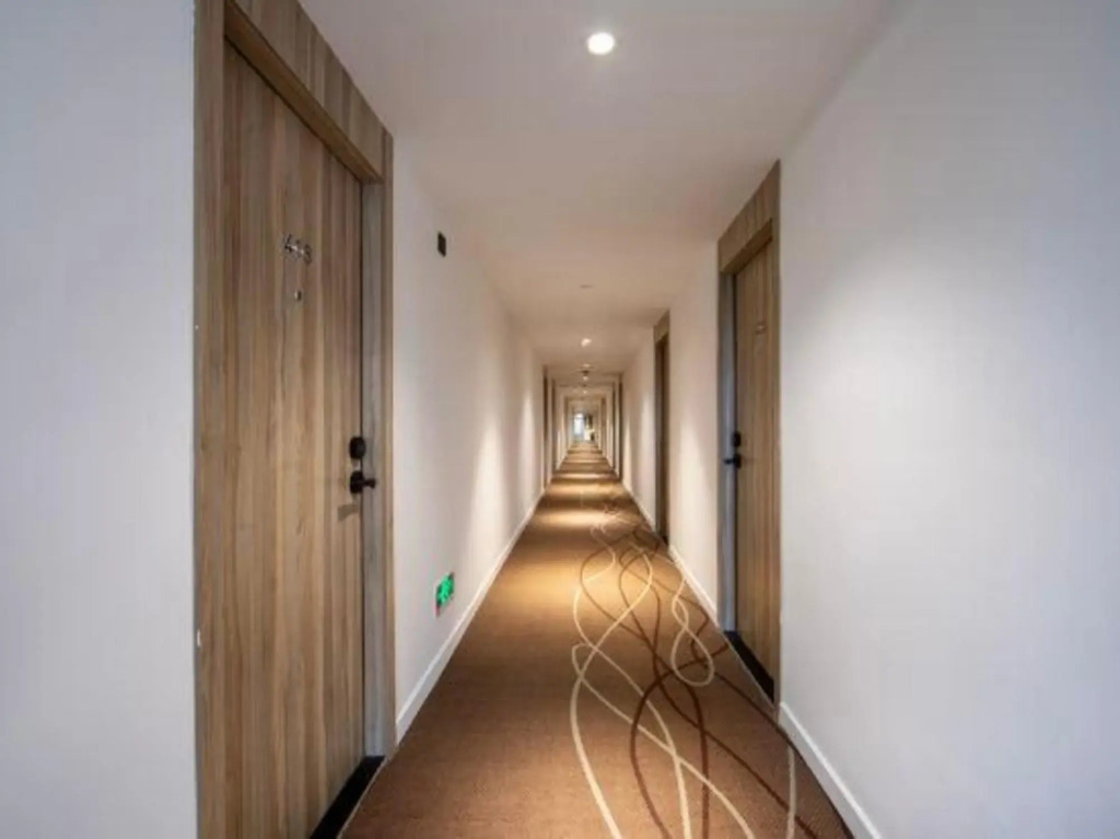 Grace Hotel (Shanghai Songjiang South Railway Station)