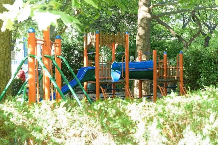 Oasis Park Hotel