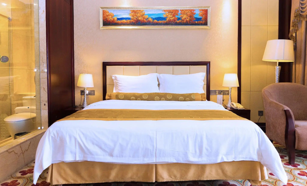 Taishan Jos Hotel