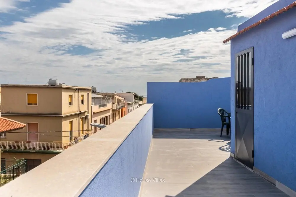 Blue House in Avola With 1 Bedrooms and 1 Bathrooms