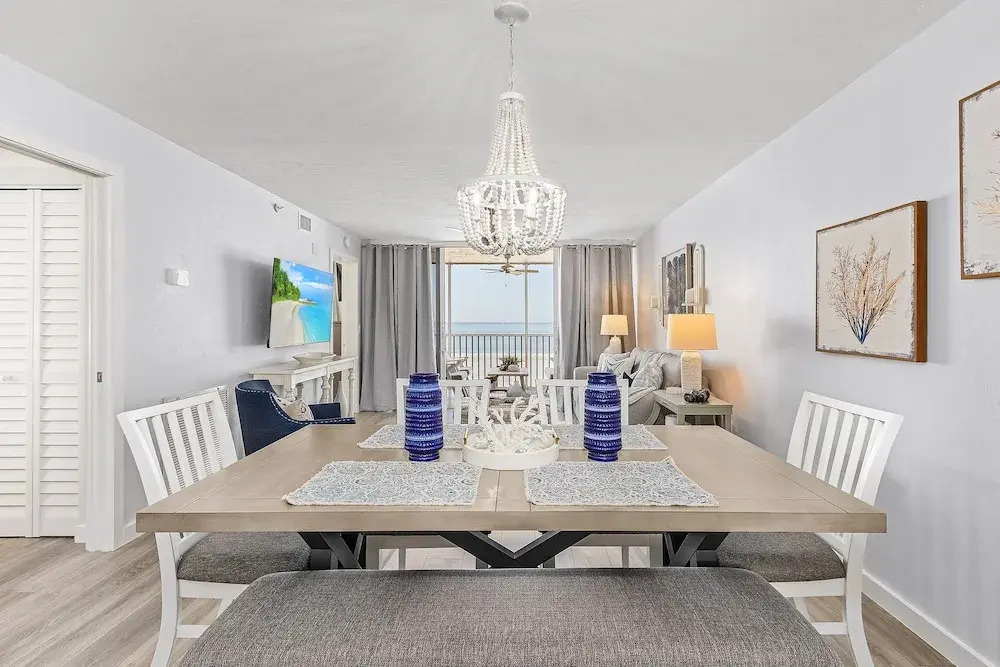 Beach Villas # 102-250 Estero Blvd apts