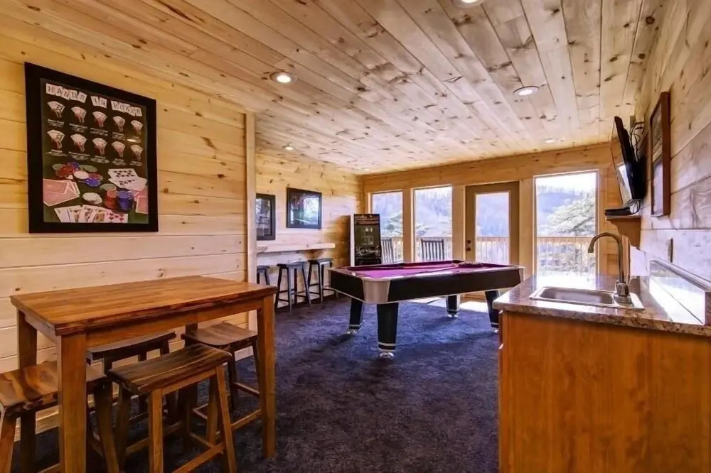 Country Cozy 4 Bedrooms 5 Bathrooms Home