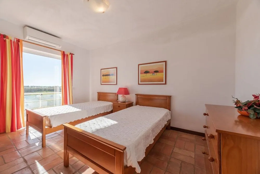 2 Bedroom Luxury Home With Pool in Patroves