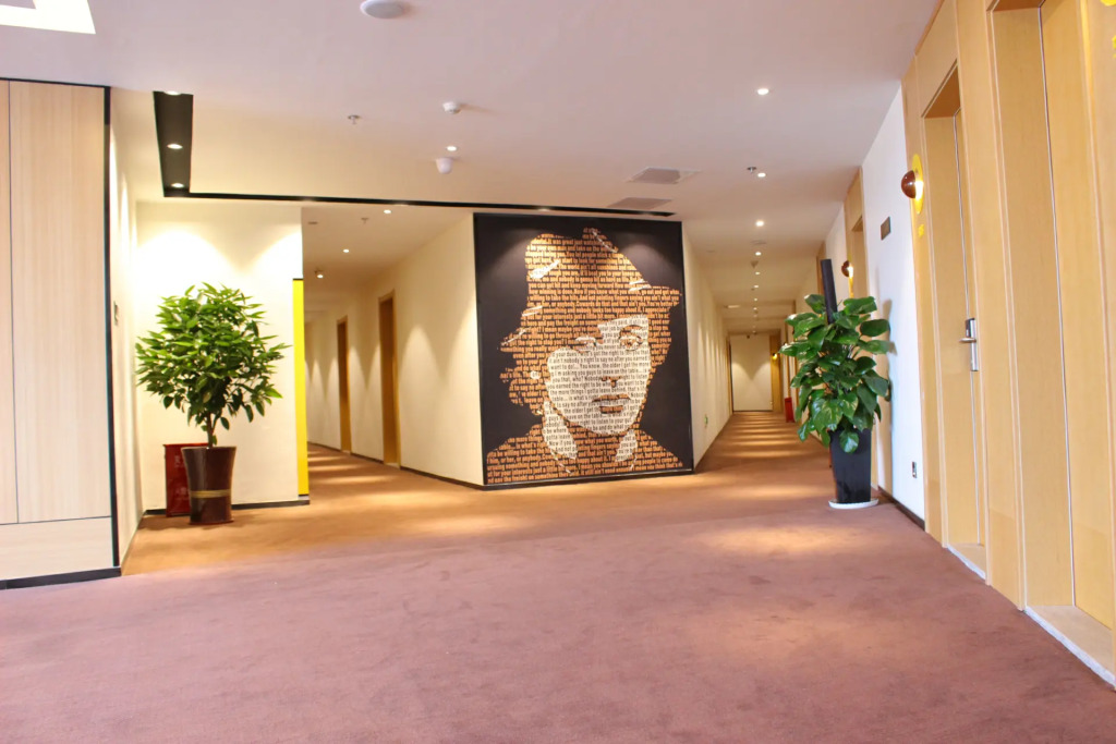 IU Hotels·Shijiazhuang North Youyi Street