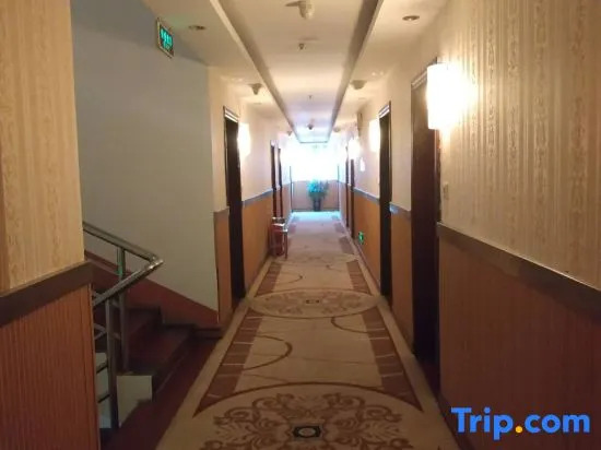 Xixiangfeng Business Hotel