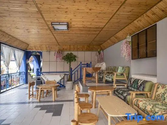 Yining Youjia Laike Homestay