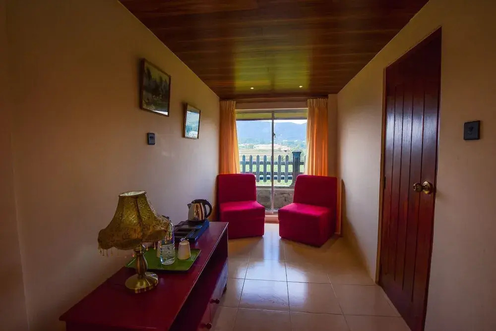 The Iris Villa