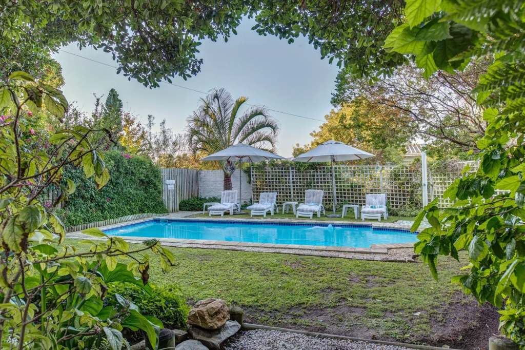 Amanzi Island Boutique Hotel
