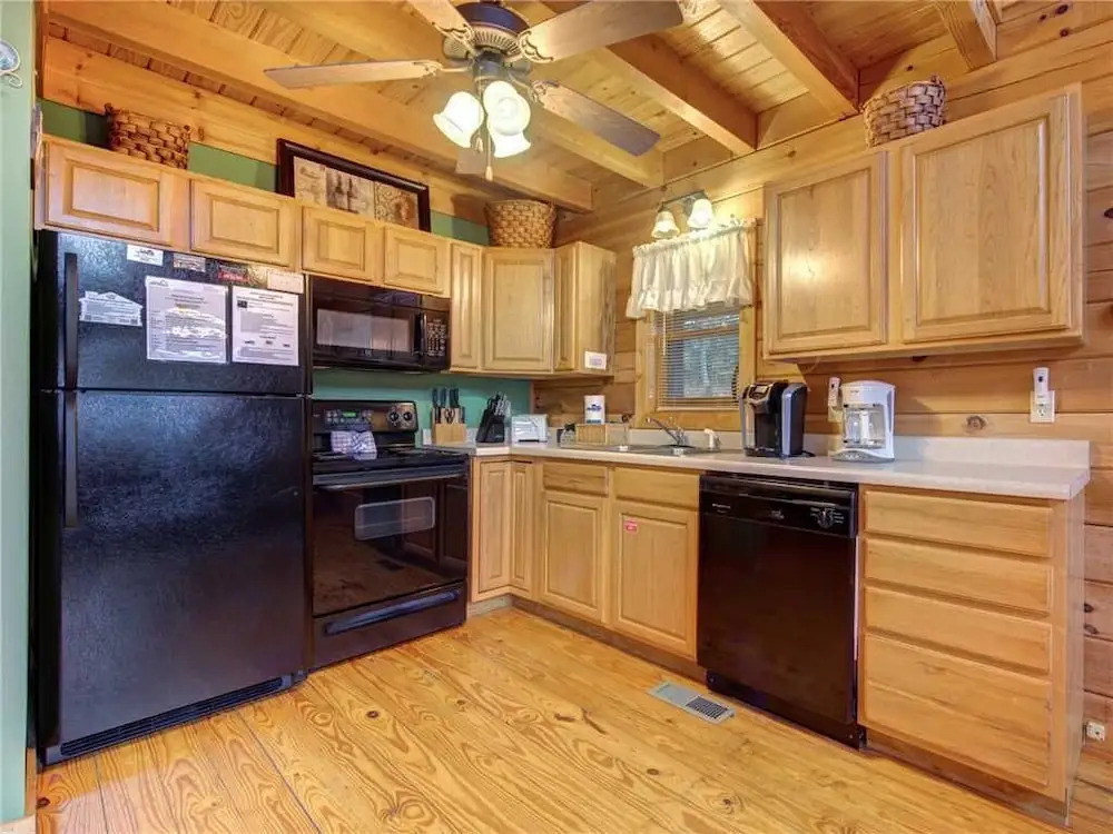Dew South 2 Bedroom Home with Hot Tub