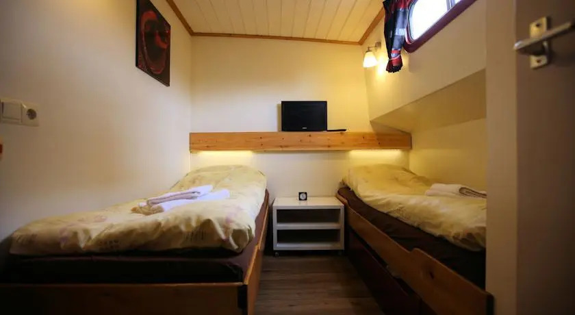 Hotelboot Allure