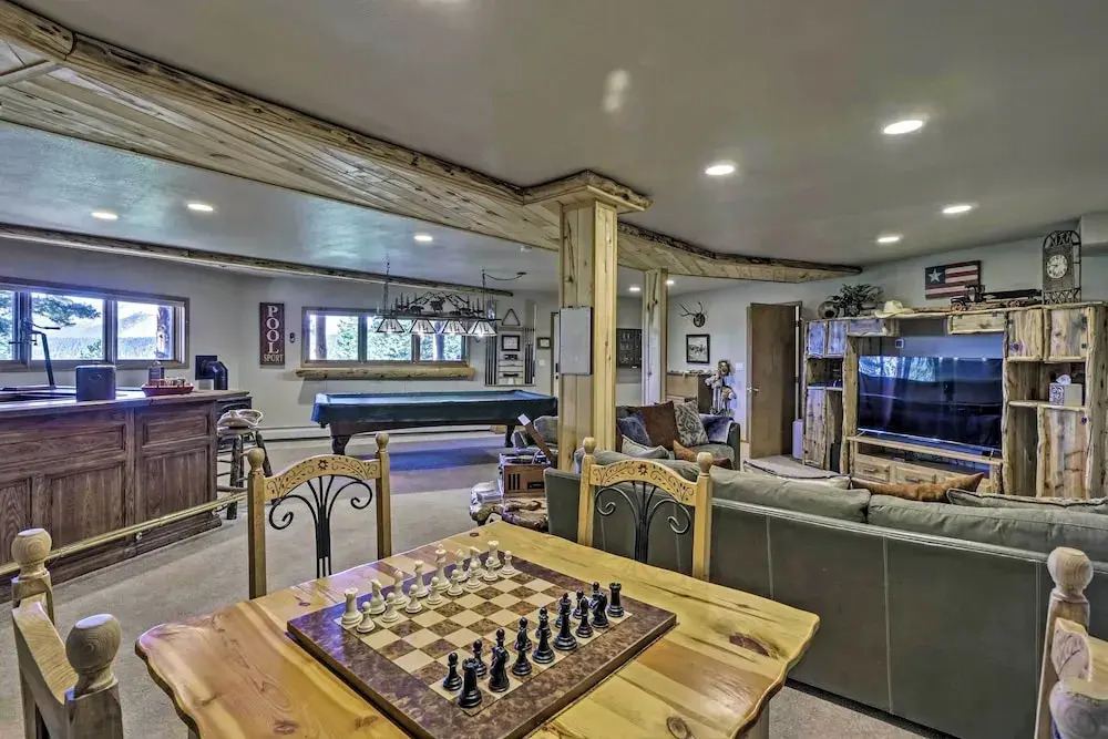 Spacious Fairplay Retreat w/ Hot Tub & Fire Pit!