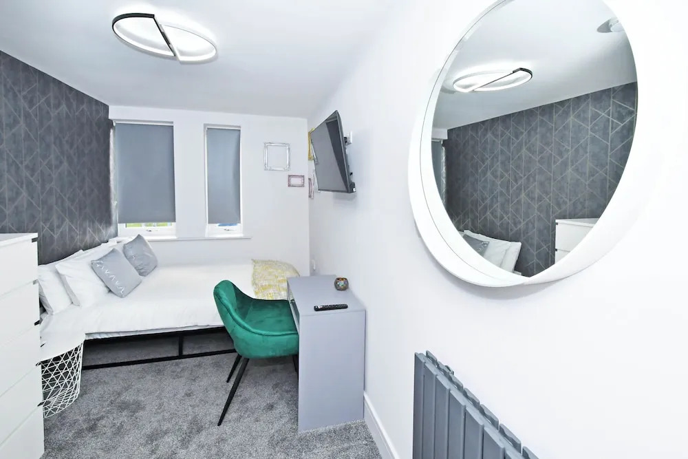 Townhouse PLUS @ Lower Beth Street Stoke