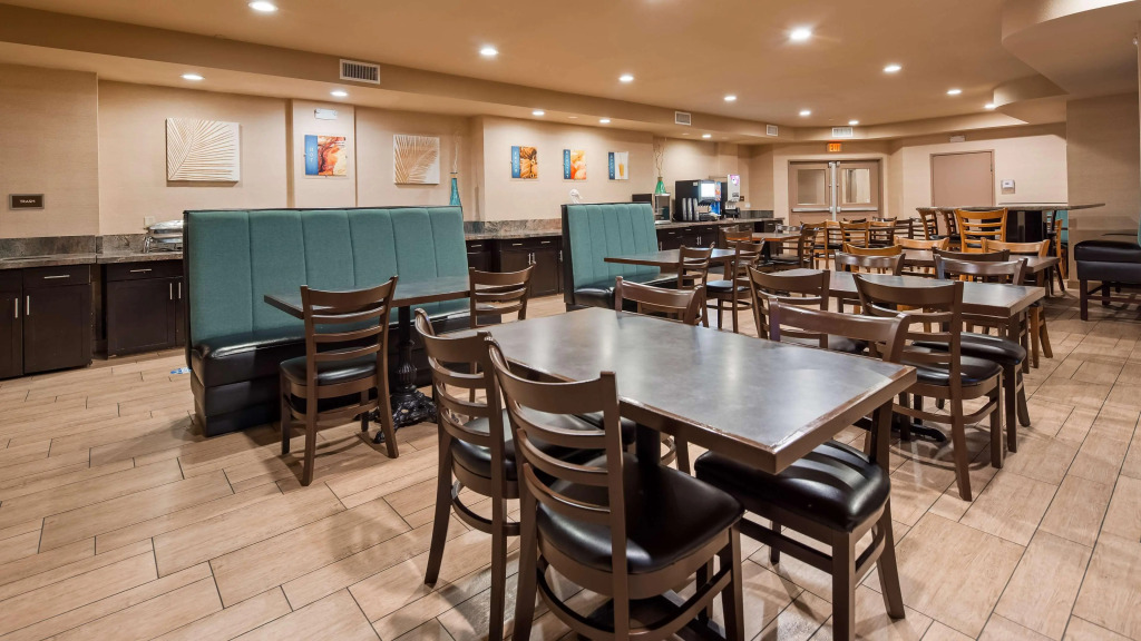 Best Western Plus Oceanside Palms