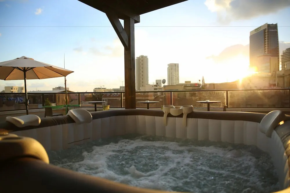 Kalvin Boutique Hotel by Levinsky Market Tel-Aviv