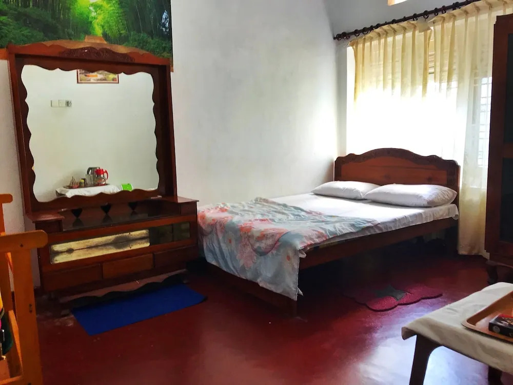 Mango Tree House