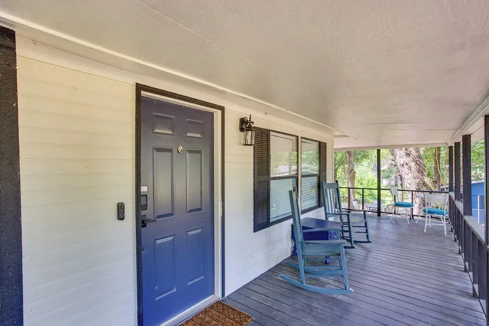 Lake View & Decks: Pet-Friendly Mabank Home
