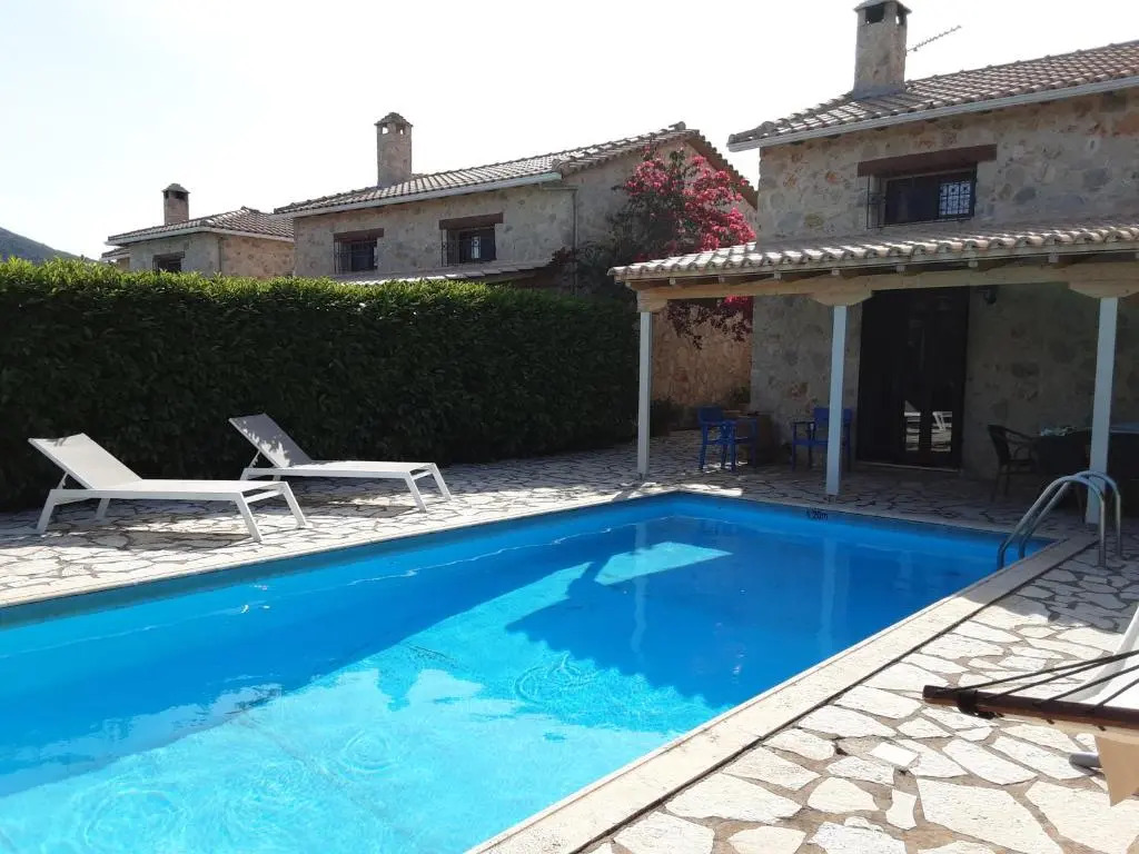Dioni Villa