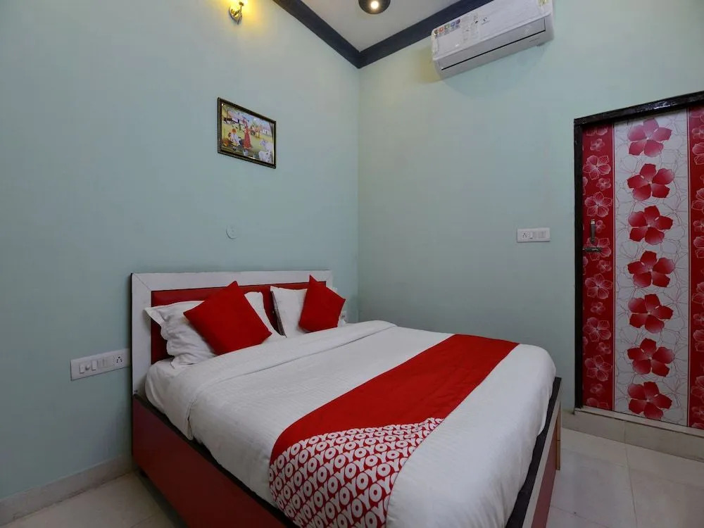 OYO 12505 Hotel MJ