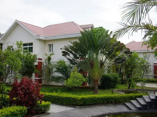 Ruili Yurui Hot Spring Garden Resort Hotel