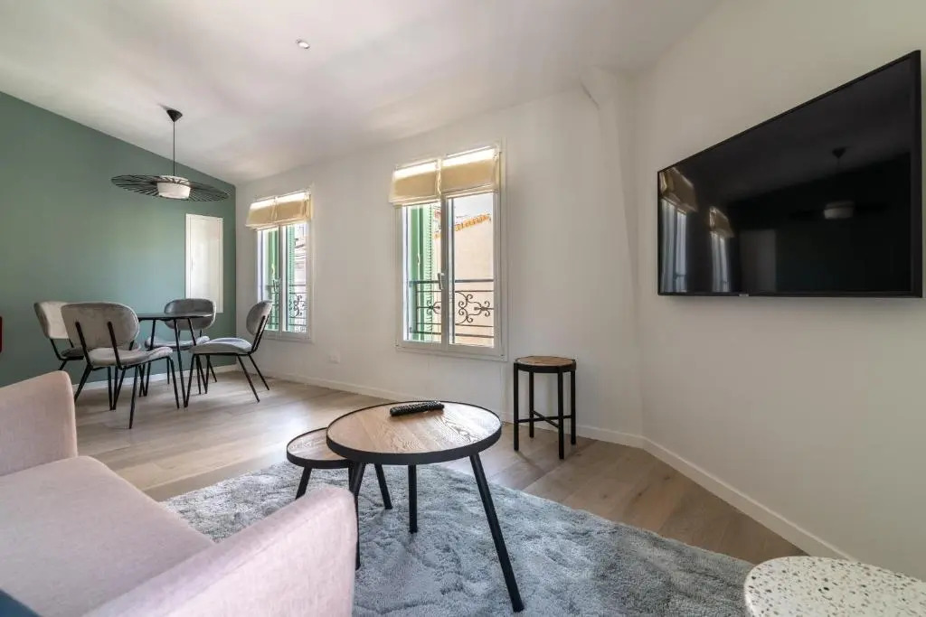 Scandinavian Urban 4 - 1br Apartment in Cannes Center Close To the Beach And the Palais