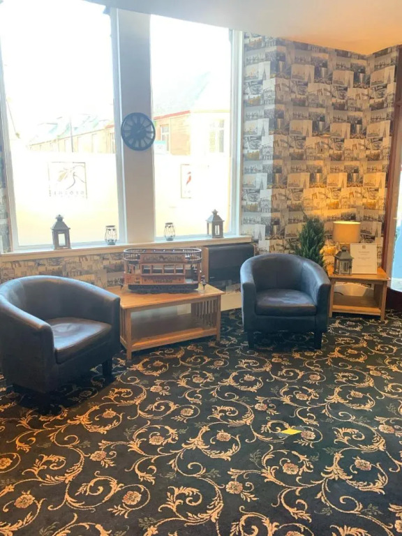 The George Hotel
