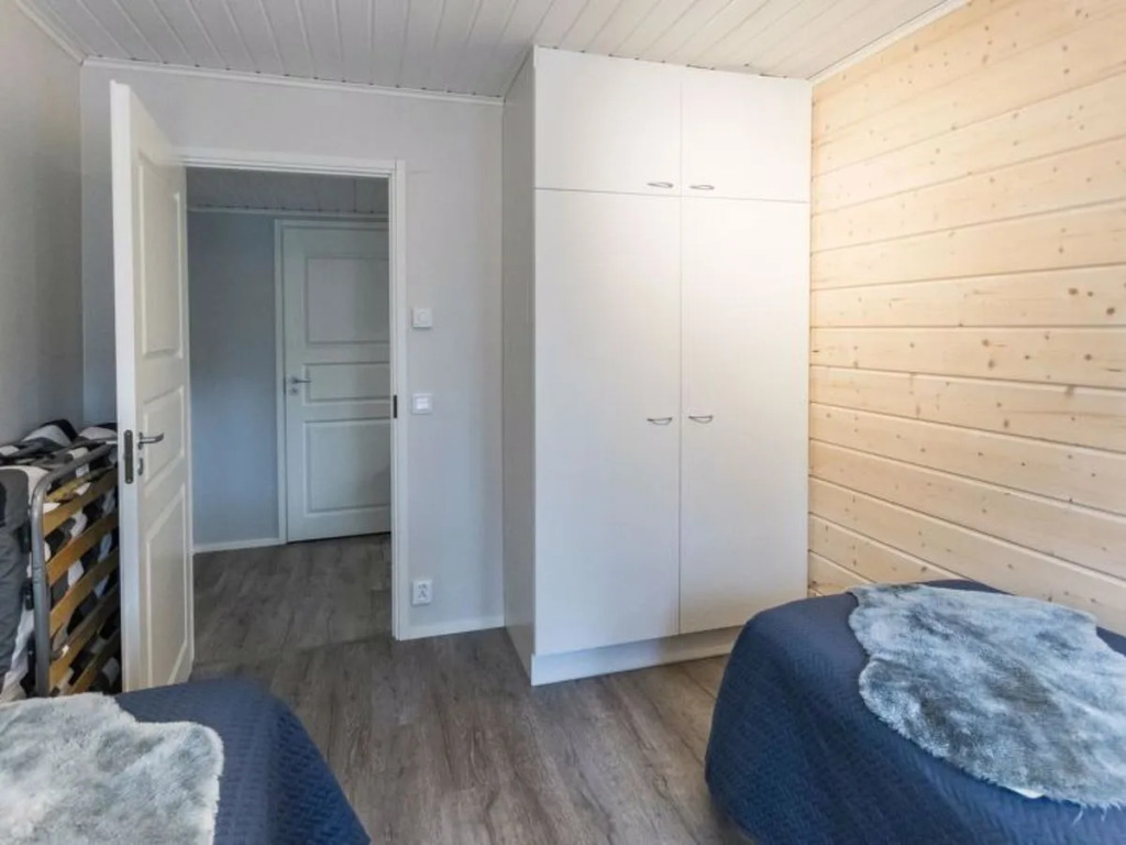 Ylläs lojhtu b