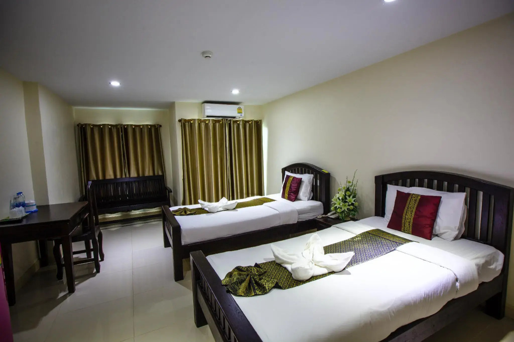 Maharaj Grand