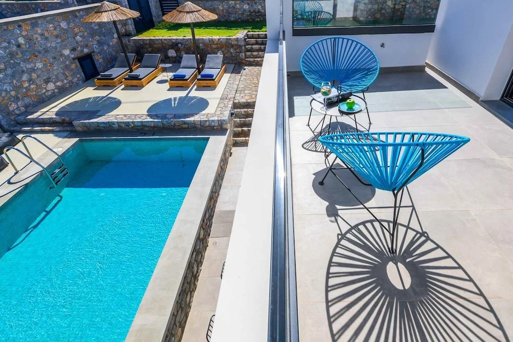 Villa Lambis Athena