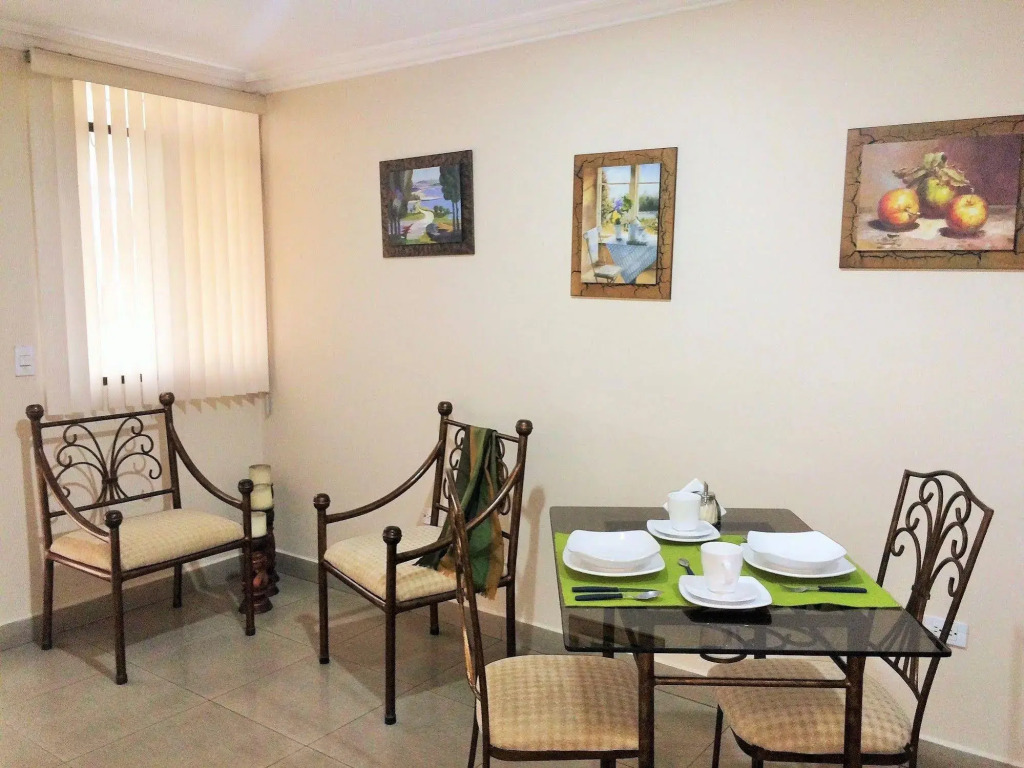 El Patio Suites