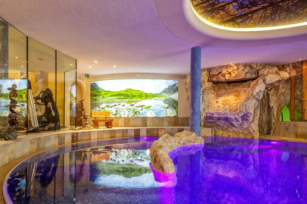 Hotel Alpina