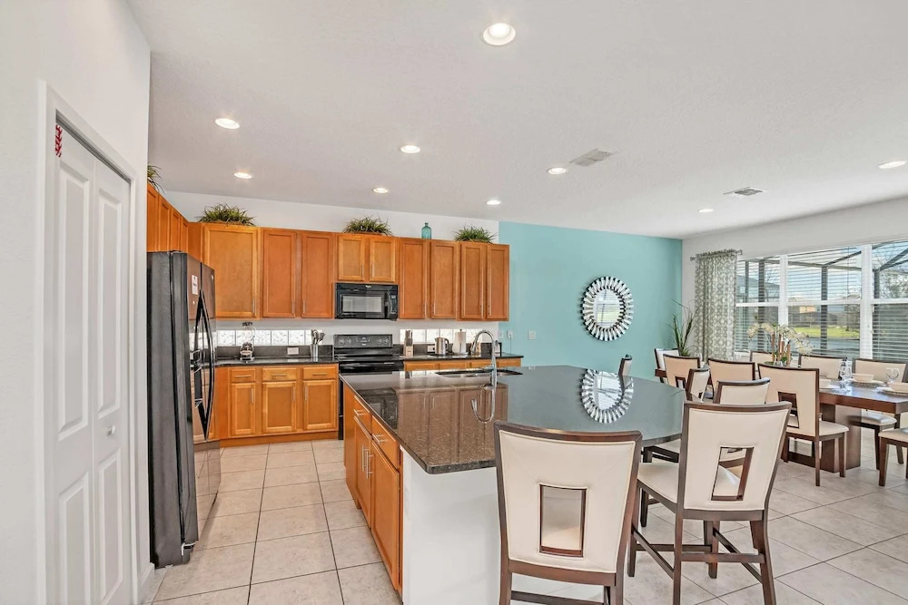 Stunning Lake View, Big Pool Area With CDC Standards #6bv507